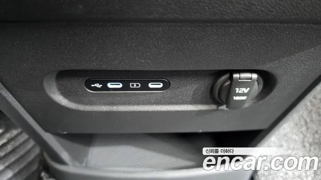 Hyundai Staria 2026 thumb 12