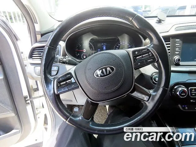 Kia Sorento 2018 thumb 8