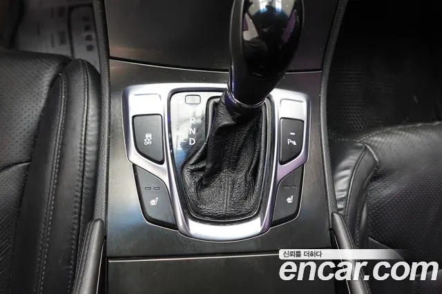 Hyundai Grandeur 2015 thumb 10