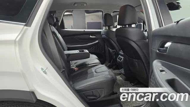 Hyundai Santa Fe 2021 thumb 11