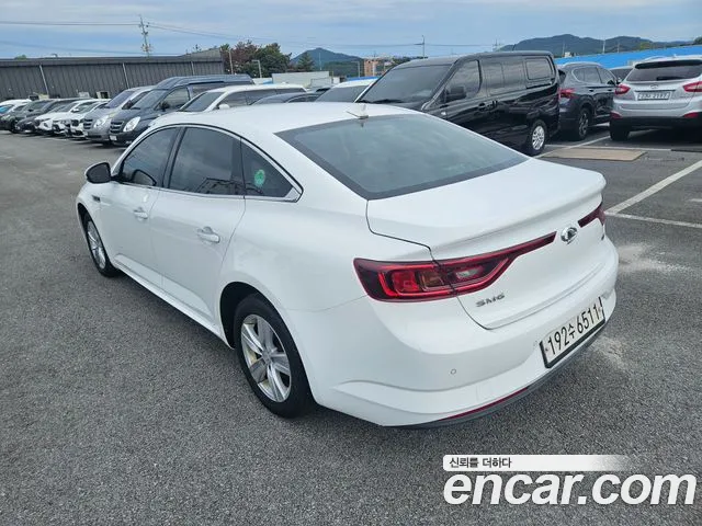 Renault-KoreaSamsung Megane 2016 thumb 6
