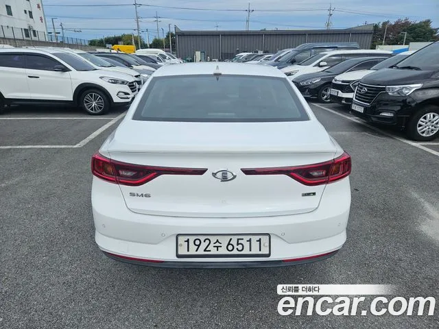 Renault-KoreaSamsung Megane 2016 thumb 7