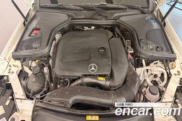 Mercedes-Benz E-Класс 2021 thumb 6