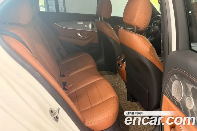 Mercedes-Benz E-Класс 2021 thumb 10