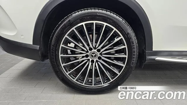 Mercedes-Benz GLC 2024 thumb 5