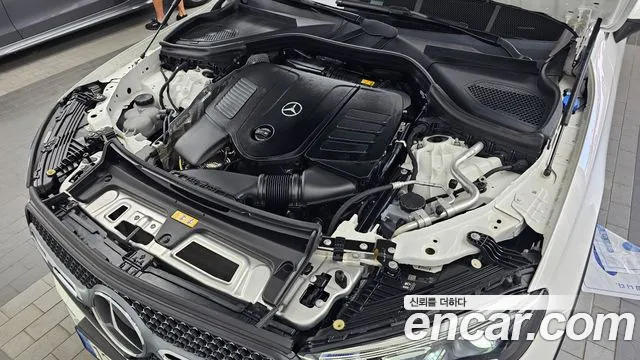 Mercedes-Benz GLC 2024 thumb 6