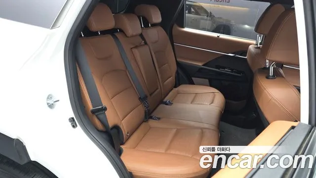 KG_Mobility_Ssangyong Torres 2022 thumb 10