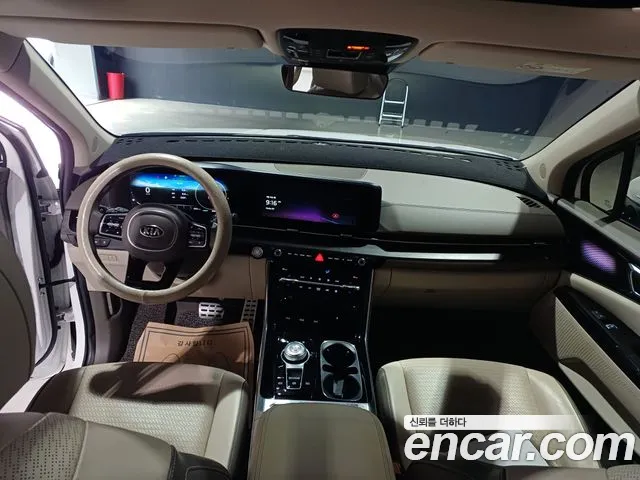 Kia Carnival 2021 thumb 9