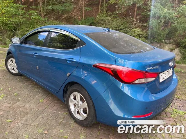 Hyundai Avante 2015 thumb 3