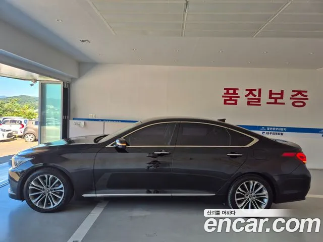 Hyundai Genesis 2015 thumb 3