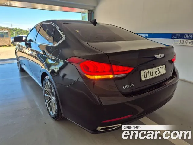 Hyundai Genesis 2015 thumb 4