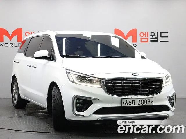 Kia Carnival 2018 thumb 2