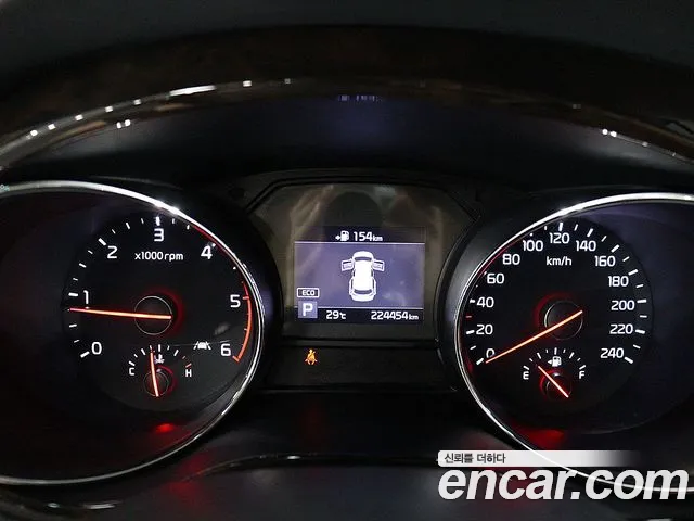 Kia Carnival 2018 thumb 6