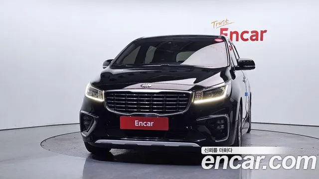 Kia Carnival 2019 thumb 3