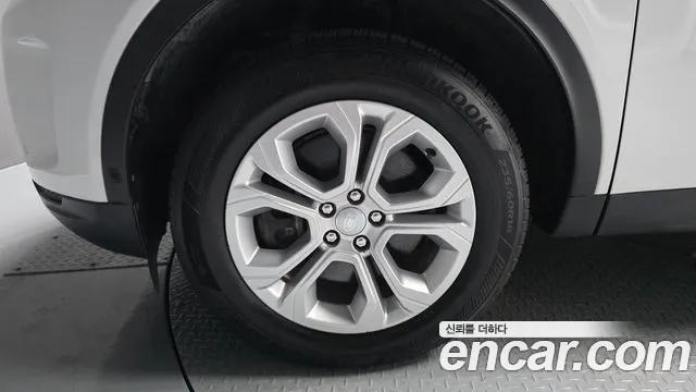Land Rover Discovery Sport 2021 thumb 5