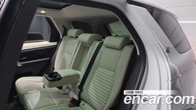 Land Rover Discovery Sport 2021 thumb 12