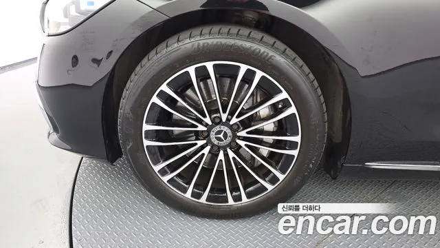 Mercedes-Benz S-Класс 2022 thumb 5