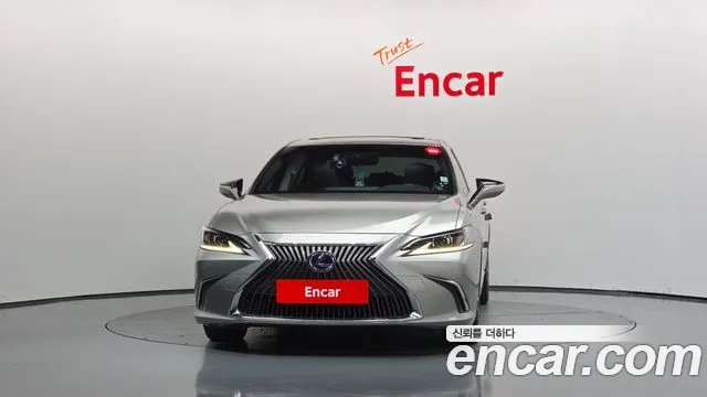Lexus ES 2019 thumb 3