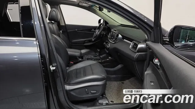 Kia Sorento 2016 thumb 11