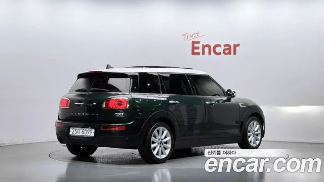MINI Clubman 2019 thumb 2
