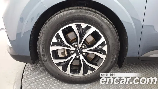 Kia Carnival 2022 thumb 5