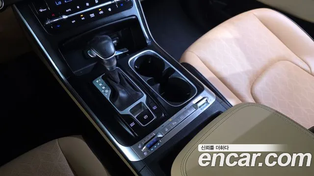 Kia Carnival 2022 thumb 9
