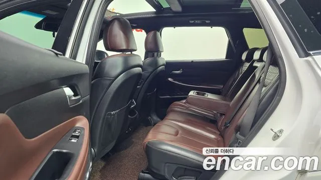 Hyundai Santa Fe 2018 thumb 12