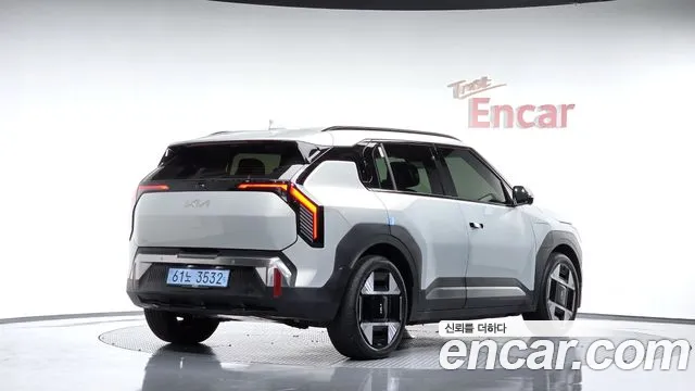 Kia EV3 2025 thumb 2