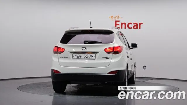 Hyundai Tucson 2010 thumb 4