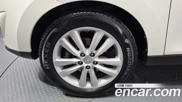Hyundai Tucson 2010 thumb 5