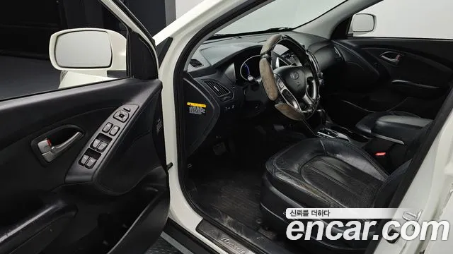 Hyundai Tucson 2010 thumb 10