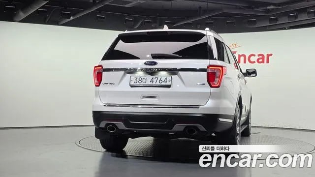 Ford Explorer 2018 thumb 4