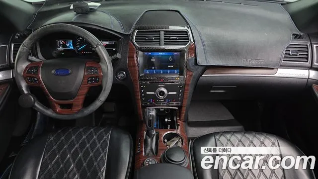 Ford Explorer 2018 thumb 7