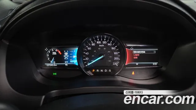Ford Explorer 2018 thumb 8