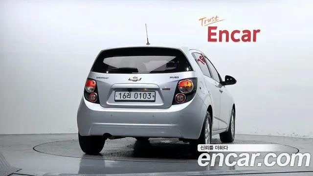 ChevroletGMDaewoo Aveo 2015 thumb 4