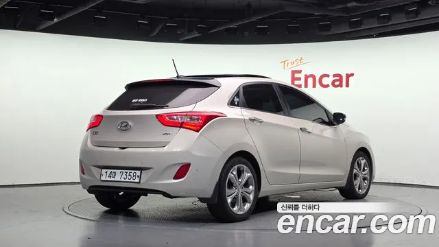 Hyundai i30 2013 thumb 2