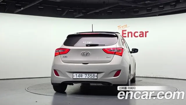 Hyundai i30 2013 thumb 4