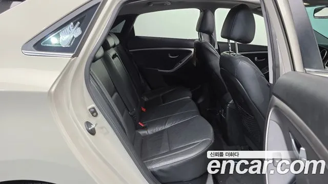 Hyundai i30 2013 thumb 12