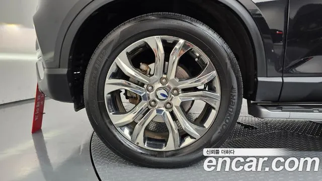 KG_Mobility_Ssangyong Rexton 2017 thumb 5