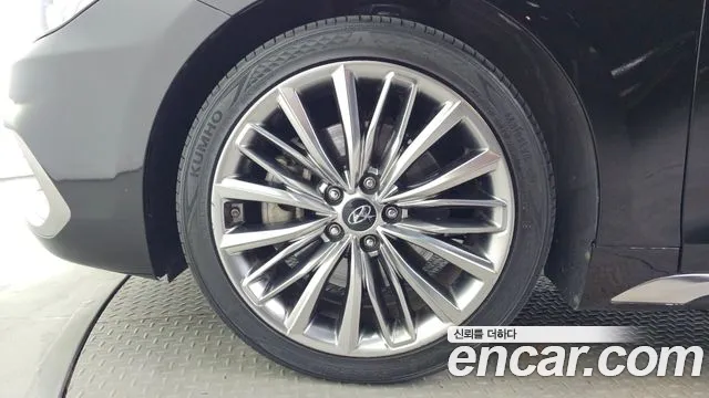Hyundai Grandeur 2018 thumb 5
