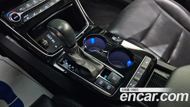 Hyundai Grandeur 2018 thumb 9