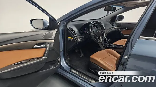 Hyundai i40 2016 thumb 10