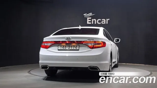 Hyundai Grandeur 2015 thumb 4
