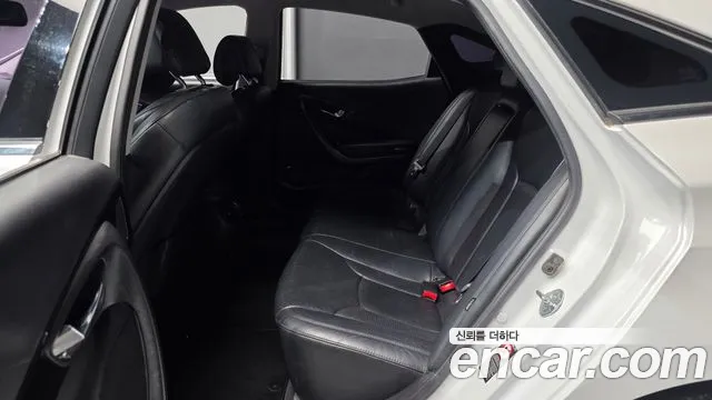 Hyundai Grandeur 2015 thumb 12