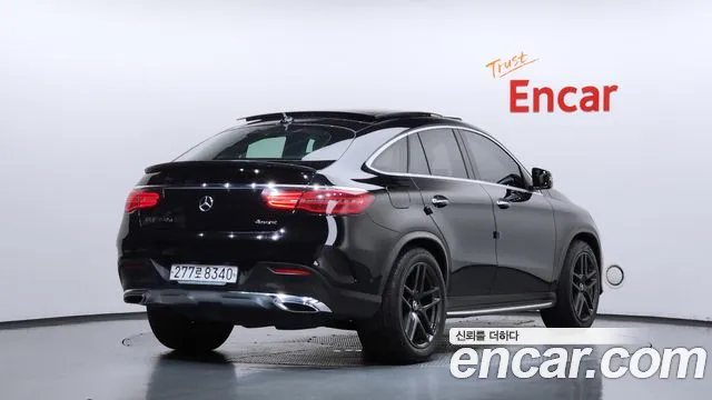 Mercedes-Benz GLE 2016 thumb 2