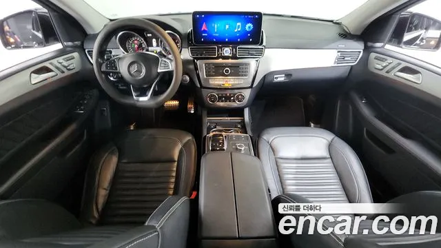 Mercedes-Benz GLE 2016 thumb 7