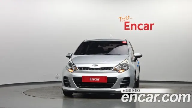 Kia Pride 2016 thumb 3