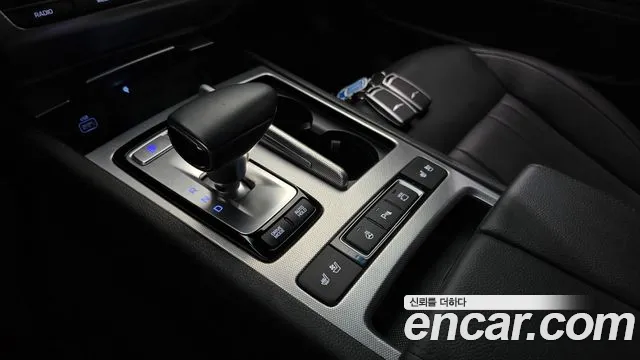 Genesis G80 2019 thumb 8
