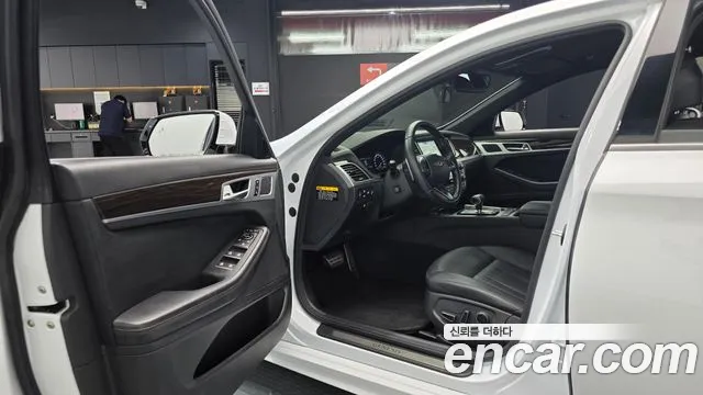 Genesis G80 2019 thumb 9