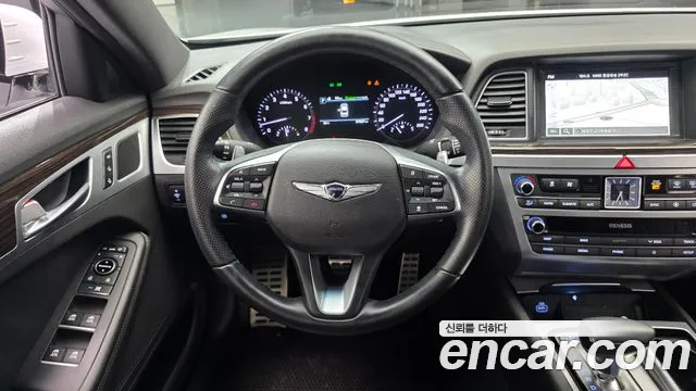 Genesis G80 2019 thumb 12